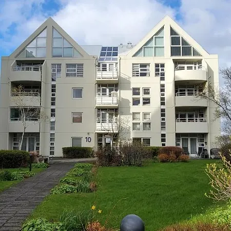 Apartment Ocean View In Downtown Reykjavik